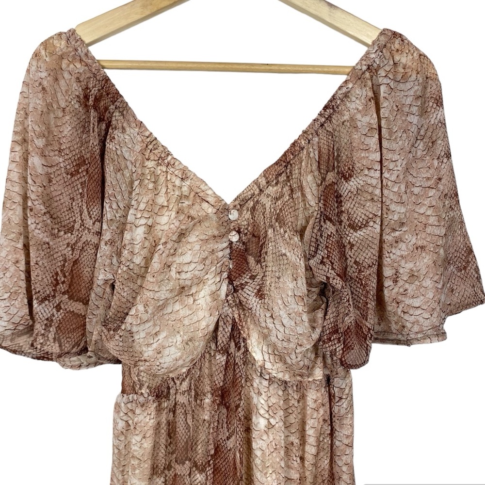 ANTHROPOLOGIE NWT Short Sleeve Tiered Maxi Dress, Snakeskin Print, Size Small - Picture 3 of 16